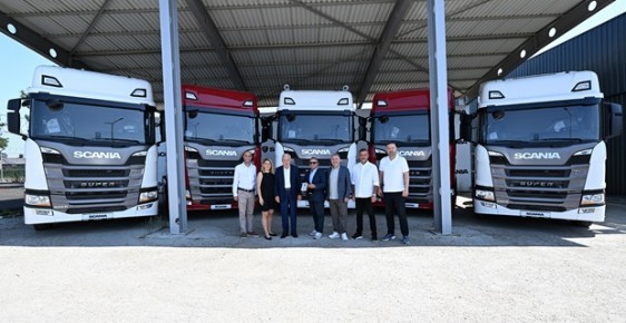 Güler Nakliyat ve Lojistik’e 50 Adet Scania Super çekici teslim edildi